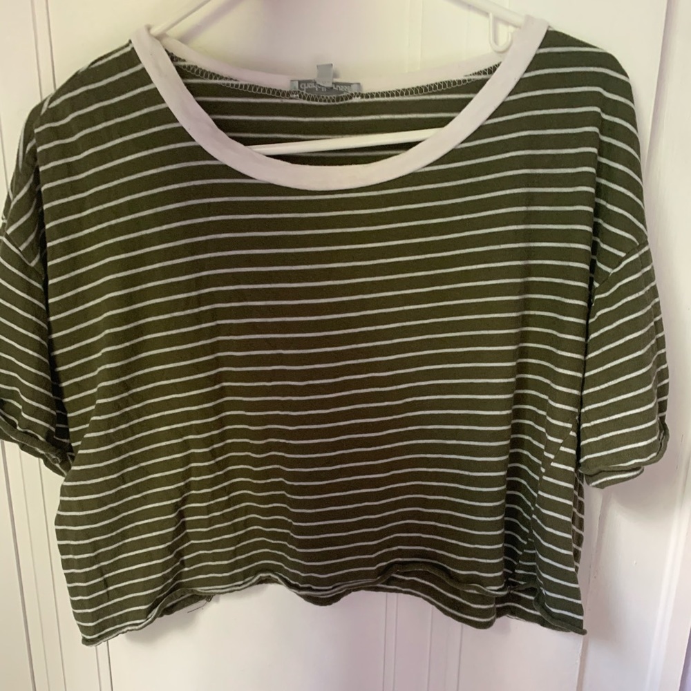 Charlotte Russe (L) crop top